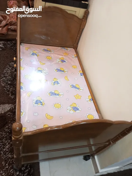 سرير بيبي....