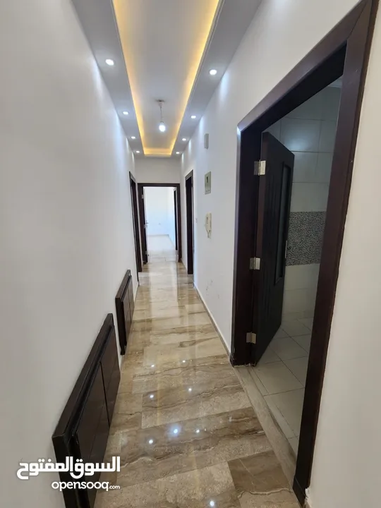 شقة فارغة للبيع في تلاع العلي - REF:14631