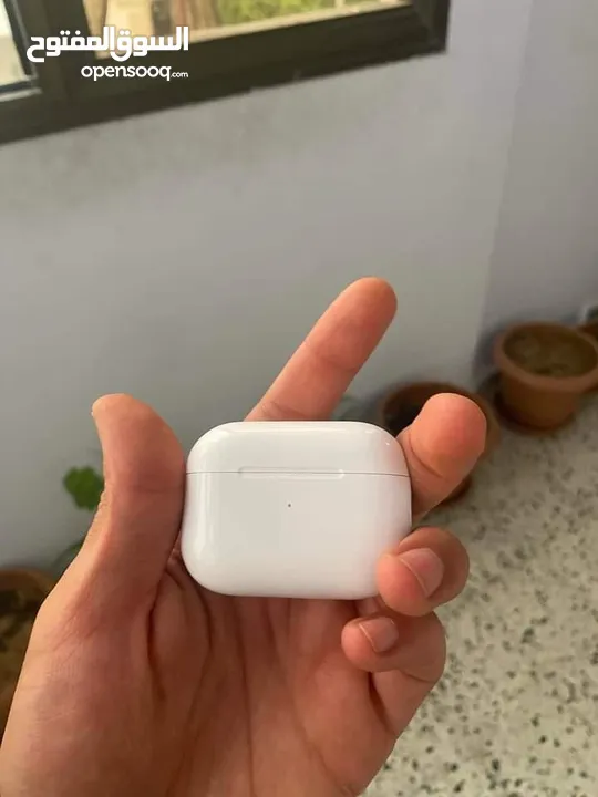 Airpods pro 2 اصليه