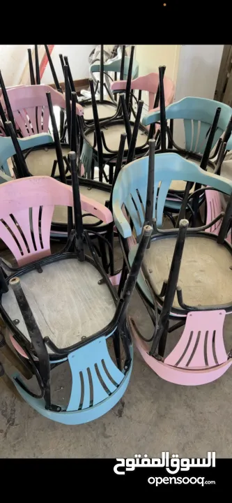 كراسي معدنية