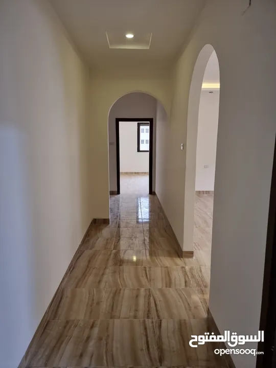 شقه طابق ثالث للبيع من المالك مباشره