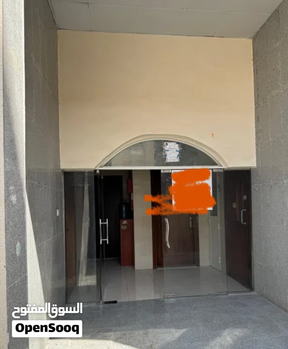 مواطن وخليجي فقط للبيع  بنايه ارضي واثنين 3 سنوات  في المصلي الشارقه 2500 قدم جديده