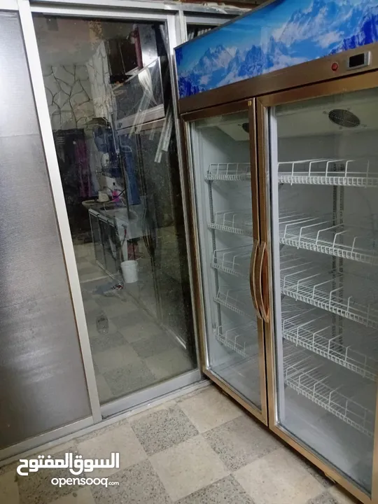 ثلاجة عرض تجارية