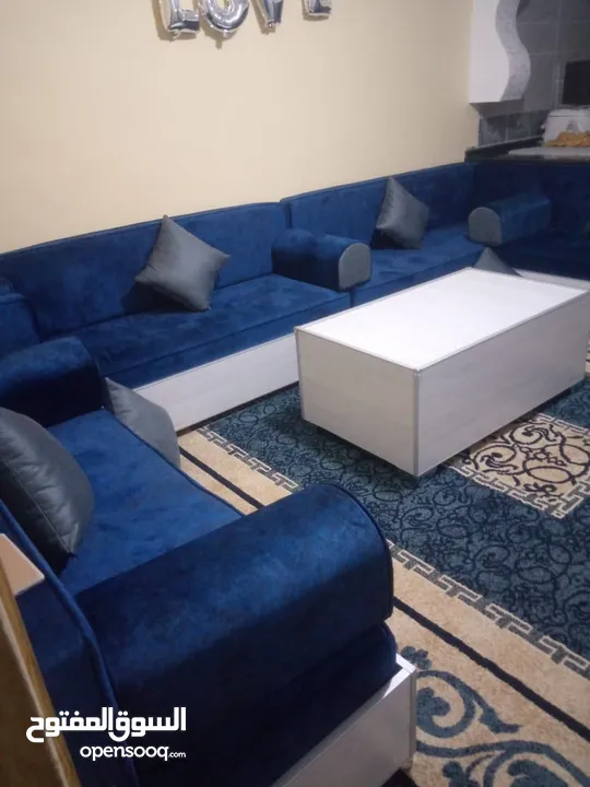 مفروشات البيت الصغير