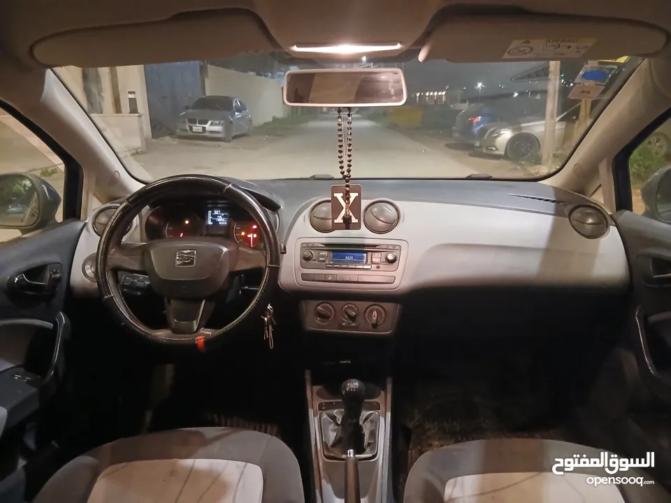 سيات ابيزا 2015 كاش قابل للتفاوض  سحب شركة المتحدة للسيارة يد 2  بحالة الوكالة