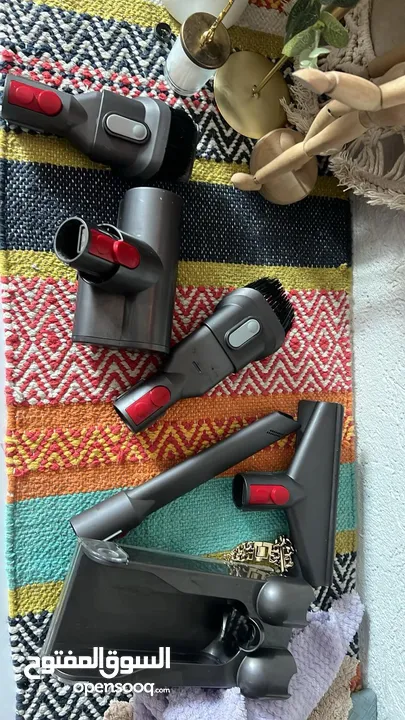 (مكنسة دايسون الاسلكية)Dyson v11