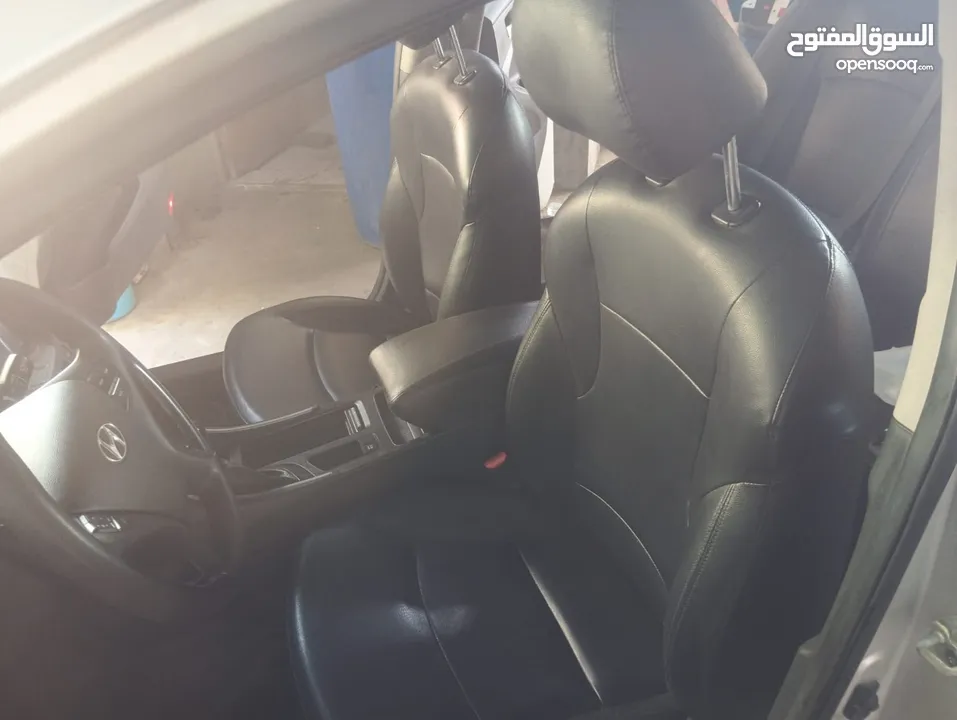 هيونداي سوناتا 2014  Hyundai Sonata 2014 in very good condition