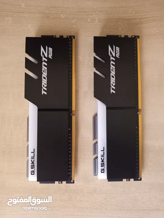 G.SKILL TridentZ RGB Series 16GB (2 x 8GB) 3000Mhz F4-3000C16D-16GTZR