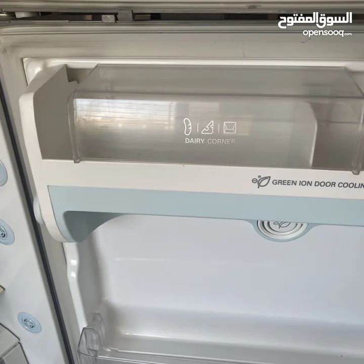 ثلاجة ال جي سعة 545.5 لتر بحالة جيدة جدا للبيع