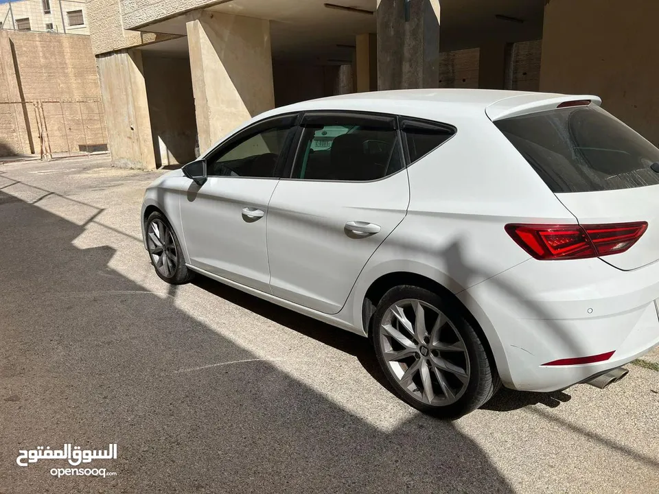 سيات ليون اكسيلانس 2018