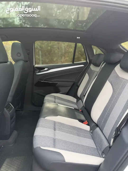 Volkswagen ID.4 Crozz Pure+ ترخيص جديد سنه كاملة + فحص كامل + ممشى قليل