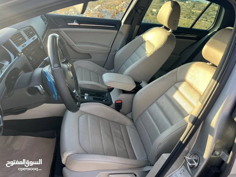 Golf 2019 tsi full option