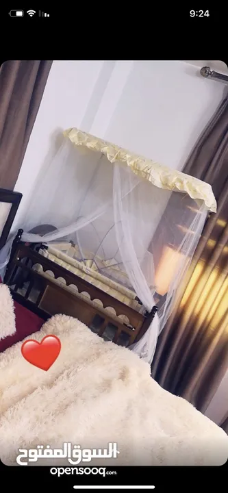 تخت بيبي تفصيل مع ملحق خزانة بنفس السرير + مهد بيبي هزاز  عرباية شارع للبيع استعمال بسيط