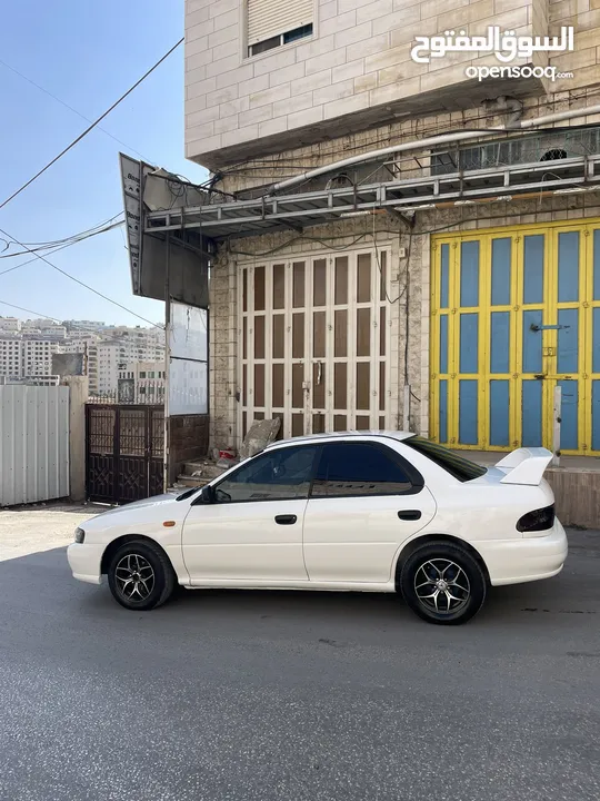 سيارة سوبارو 1999