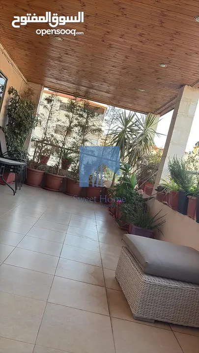 شقة فاخرة للبيع في خلدا - العوجانية  - طابق ثالث 190م مع روف 80م تشطيب سوبر ديلوكس