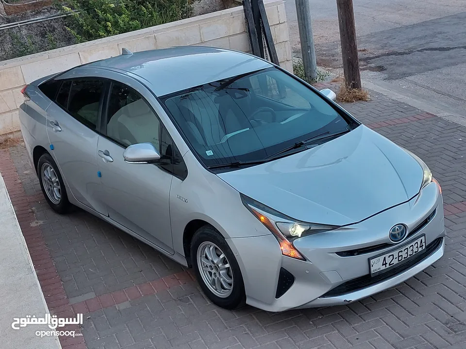 تويوتا بريوس 2018 سلفر// مميزة جدآ