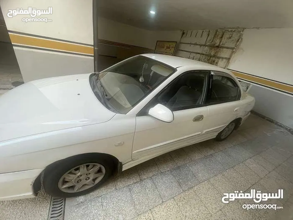 كيا سبيكترا 2002 بسعر ممتاز 3000د ، ليست بحاجة لأي نوع من انواع الصيانة