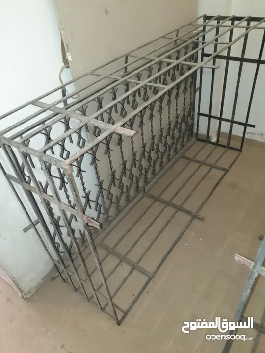حماية للشبابيك حديدية شبه جديدة بسعر ممتاز