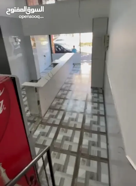 محل تجاري للبيع اخلو بسعر حرق