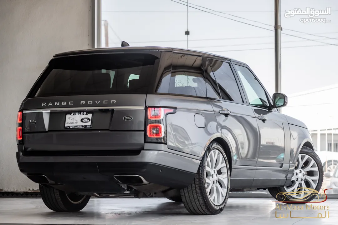Range Rover Vogue Hse 2020 Plug in hybrid   السيارة بحالة الوكالة و قطعت مسافة 50,000 ميل فقط