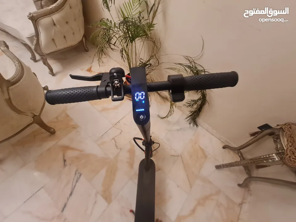 سكوتر كهرباء شاومي مستعمل اسبوع فقطططط خفيف جدا في حاله الجديد بمواصفات عاليه