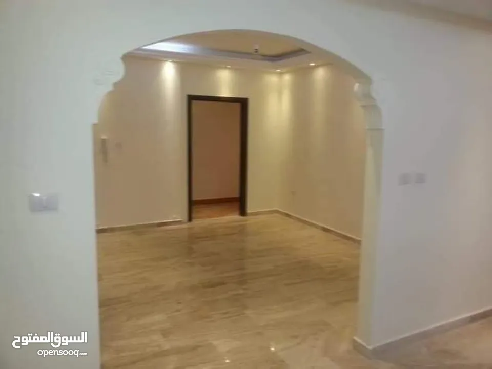 شقة مميزة - الدوار الرابع - 3نوم 1ماستر - 225م - منطقة هادئة ومميزة