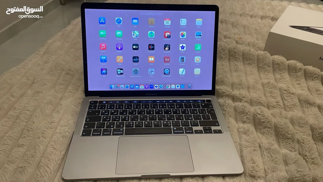 Mac book air 13” 16gb ram 512gb