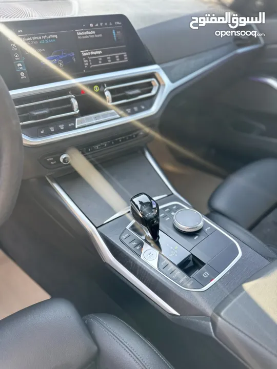 اجمل حبة بالبلاد BMW 330e فل فل فل اضافات  عداد 59 الف كيلو  ايد 1  نخب النخب