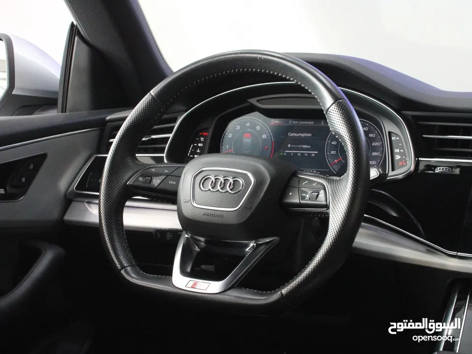 AUDI Q8 2019