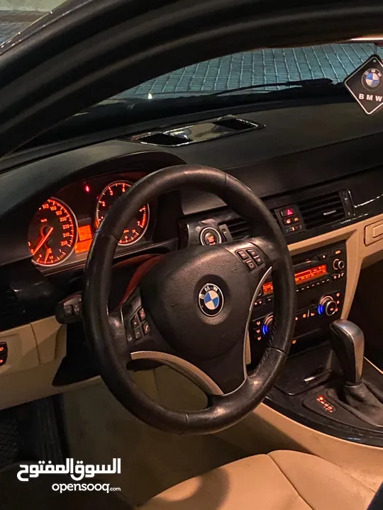 للبيع بي ام 320 اربعة سلندر 2011