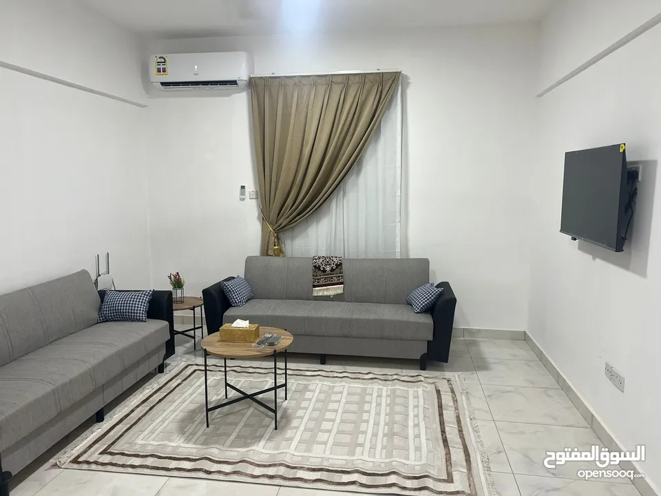 شقق وغرف مفروشة للايجار في الخوير والغبرة _flat and room with furniture in gobra and alkhwer