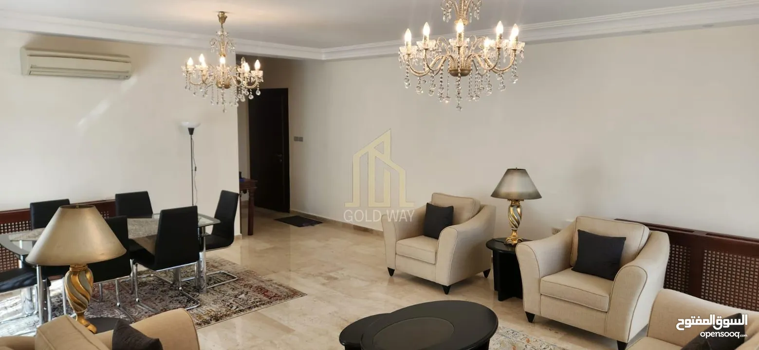 في أرقى مناطق عبدون شقة طابق ثالث 210م لم تسكن بسعر مميز / ref 7050