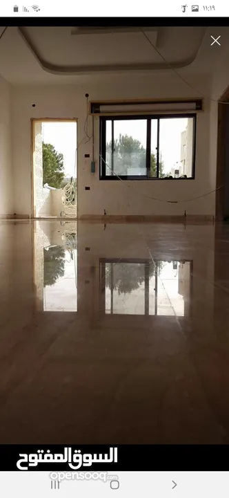 جلي وتلميع البلاط والرخام
