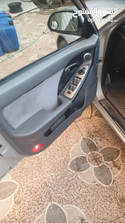 هيونداي افانتي 2006 اوتومات برايفت