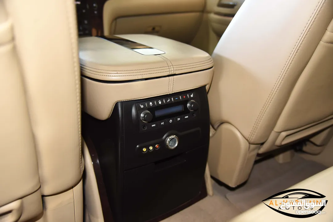 كاديلك سكاليد بلاتينيوم هايبرد بحالة ممتازة Cadillac Escalade Hybrid Platinum 2009