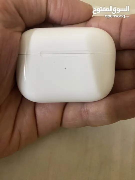 Airpods pro charging case