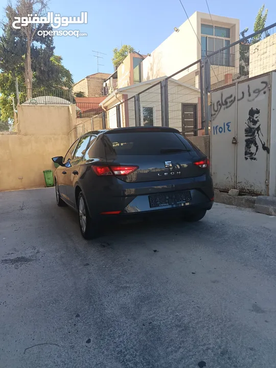 سيت ليون جير عادي 2019ترخيص  20190فل كامل ما عدا فتحه فحص  ممتاز حساس امامي وخلفي انذار حوادث اصطدام