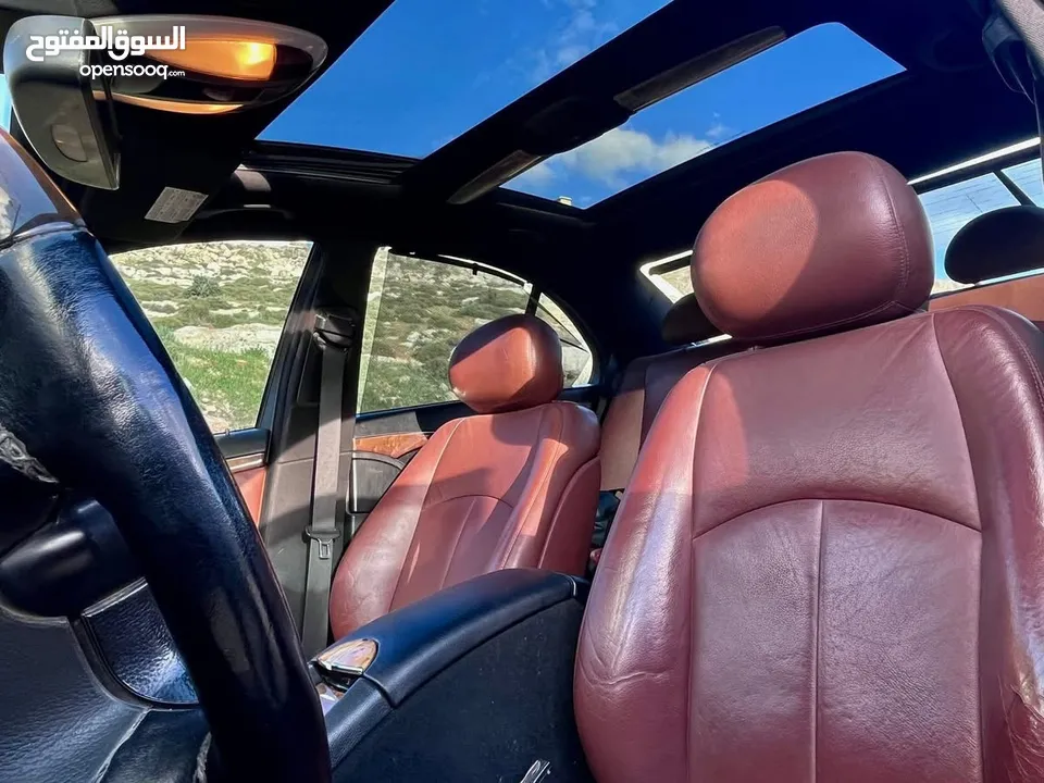 MERCEDES BENZ E200