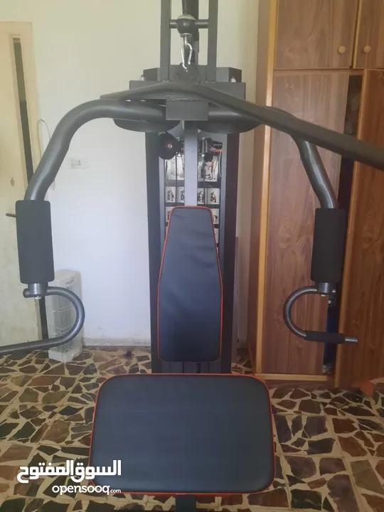 جهاز هوم جيم بحالة الوكاله استعمال خفيف 75 كيلو للبيع موجود بالسلط