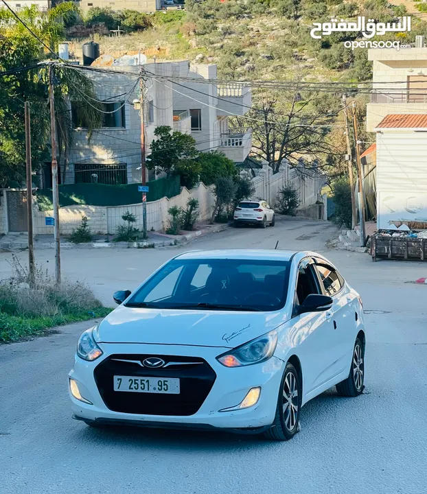 هونداي اسكنت بصلاة عنبي 2014