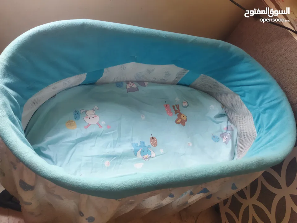 تخت اطفال معو حرام ثابت وهزاز تواصل هون أو واتس