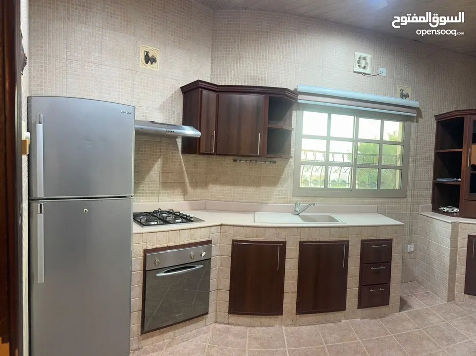 flat for rent seef area