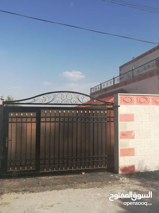 بيت مستقل شبه فيلا بمنطقة هادية وراقية التواصل واتس اب حصراً