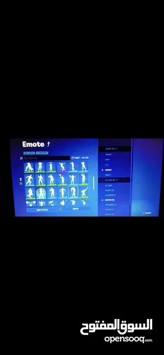 حساب Fortnite للبيع بشتغل بس على البلاستيشن قديم من 2017