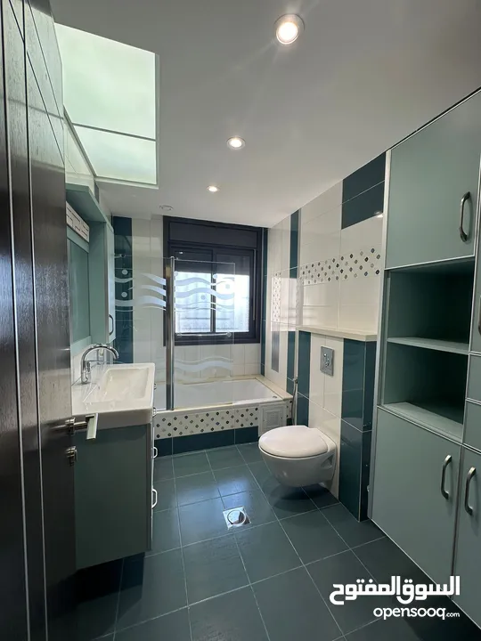 شقة في الطيرة للبيع بالقرب من مطعم جاسمين