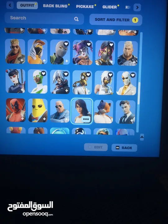 حساب ايبك قيمز وحساب فورت نايت سيزون ثالث وطور الزومبي  للبيع بسعر مرتب
