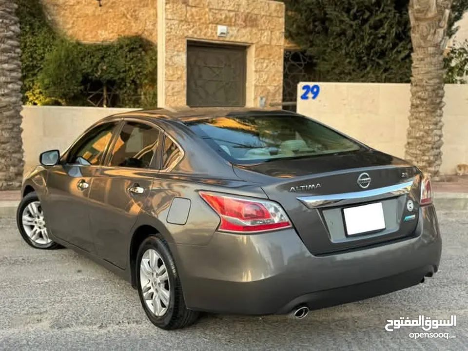 نيسان التيما 2013 فل كامل شركة