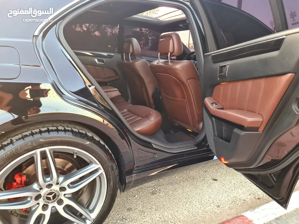 Mercedes Benz E200 / W212  فل إضافات مع بانوراما / صالون جلد بني عداد حقيقي 102,000 K.M / فحص نخب