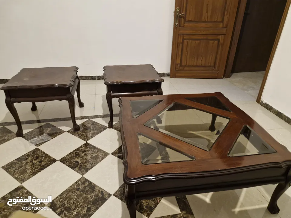 طاولة مجلس
