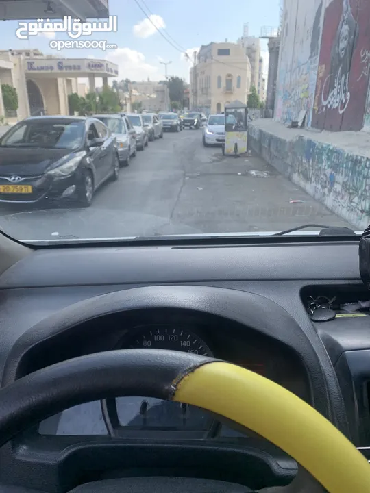 نيسان nv200